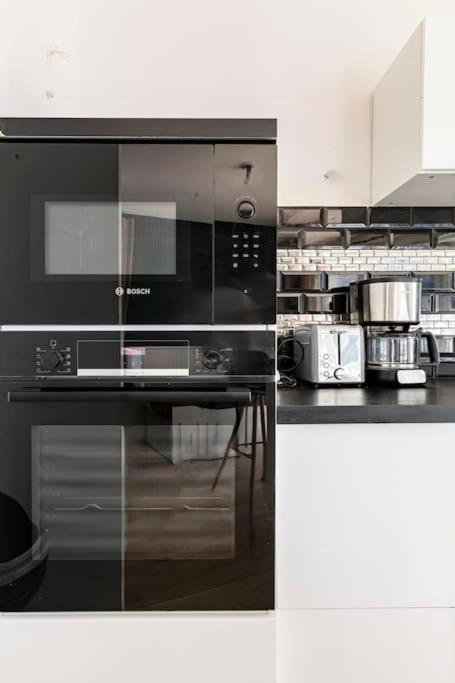 Grand Appartement , Paris La Defense Arena, 50 Metres De La Gare, 15 Min Champs Elysees Nanterre Ngoại thất bức ảnh
